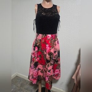 Alexia Admor Black and Pink Floral A-Line Skirt